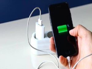 AB, 2027'de akıllı telefonlarda batarya değişimini kullanıcıya bırakıyor