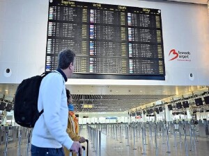 Brüksel Havalimanı'nda bu yıl grev nedeniyle 2 bin 395 uçuş iptal edildi