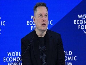 Elon Musk, yapay zekanın 5 yıl sonra "insanlıktan daha akıllı" olacağını söyledi