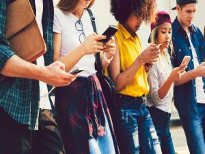 İş dünyası Z kuşağıyla uyum arıyor: Bağlılık algısı değişiyor