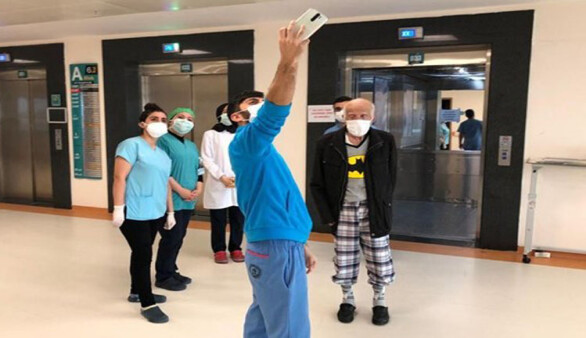 90 yaşındaki Alzheimer hastası bir Türk koronavirüsü yendi