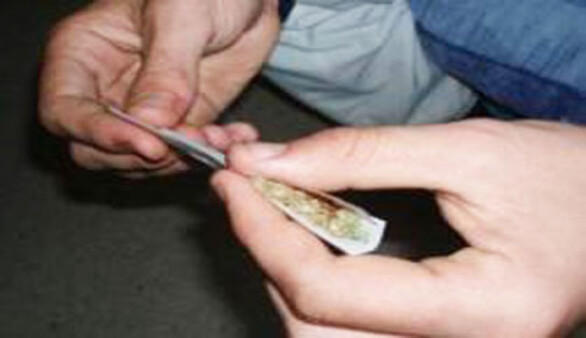 Kanunsuz uyuşturucu madde tasarrufu