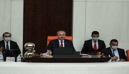 AK Parti: "TBMM Başkanlığı'na yeniden Şentop'u aday göstereceğiz"