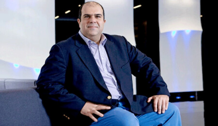 AKEL'in, Haji-Ioannou'yu başkanlık için ikna etmeye çalıştığı iddia edildi