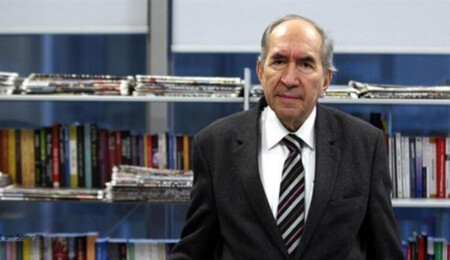 Eski CHP Genel Başkanı ve gazeteci Altan Öymen, son yolculuğuna uğurlanıyor