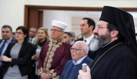 95 yaşındaki kadın 36 Kıbrıslı Rum'un Trahona'da gömülü olduğu yeri gösterdi ve birkaç ay sonra öldü