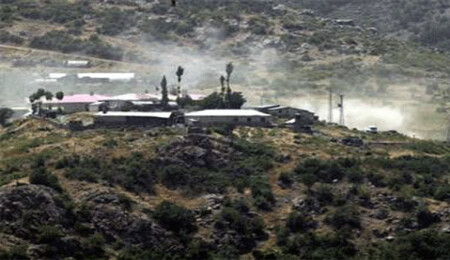Hakkari'de 3 koldan saldırı: 8 şehit