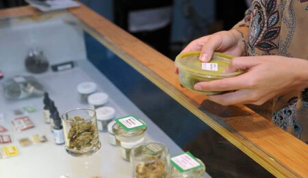 ABD'de esrar kullanımı 'yasallaştığı yerlerde azaldı'