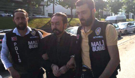 Adnan Oktar ve destekçilerine şafak operasyonu: Çok sayıda gözaltı var