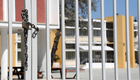 Özel eğitim ve kreşler hariç tüm okullar 1 Ekim’e kadar kapalı