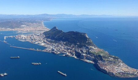 Akdeniz'de İngiltere'nin denizaşırı toprağı olan Cebelitarık'ta kriz