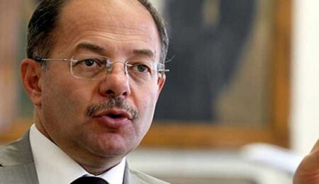 Akdağ'dan karikatür tepkisi: "Yaptıkları alçaklık, şerefsizlik"