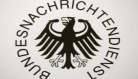 Alman istihbarat servisi, bir yılda 3 milyona yakın e-posta ve sms izlemiş