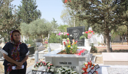 İçişleri ve İskan eski Bakanı Demirciler ölüm yıldönümünde anıldı