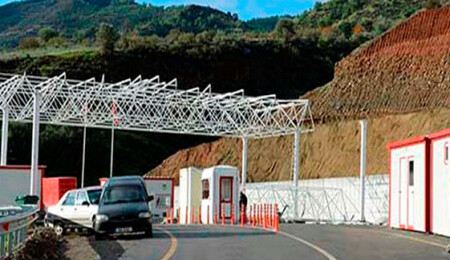 Aplıç Sınır Kapısı tekrar geçişlere açıldı