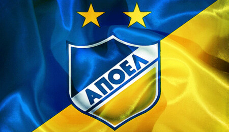 APOEL taraftarlarından olaylı kutlama