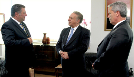 Bakan Raşit, Kosova'dan gelen heyeti kabul etti