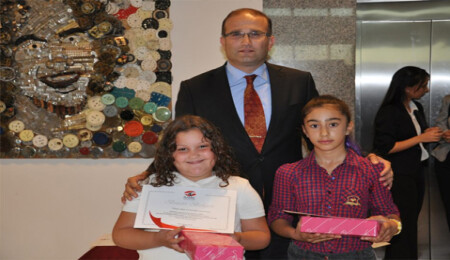 "13 Ekim Birleşmiş Milletler Dünya Afet Risklerini Önleme Günü" Resim Sergisi YDÜ'de açıldı