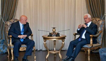 Eroğlu, Türkiye Turkcell CEO'su Süreyya Ciliv'i kabul etti