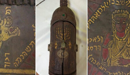 Balıkesir'de 2.5 milyon dolar değerinde Tevrat ele geçirildi