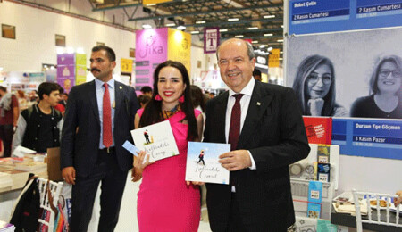 Başbakan Ersin Tatar'dan yazar kızı Canev Tatar'a destek