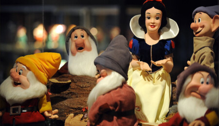 Anti feminist mesaj veren Pamuk Prenses‘ten bıkan baba, masalı baştan yazdı