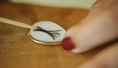 Bebek saçı ve anne sütünden takı tasarımı