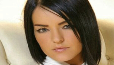 Korkunç kaza... Şarkıcı Bengü yaralı, koruması öldü