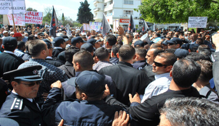 BES'in Meclis eylemine polis müdahalesi!