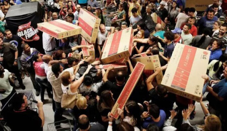 Black Friday: Büyük indirim ve alışveriş günü
