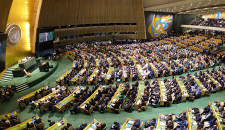 BM Genel Kurulu, İsrail'in Gazze'ye insani yardımlara tam izin vermesini talep eden karar tasarısını kabul etti