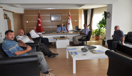 Bostancı Cami Yaptırma ve Yaşatma Derneği: "Bostancı'ya cami yaptırılıyor"