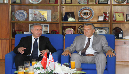 Meclis Başkanı Bozer Safranbolu Futbol Takımı'nı kabul etti