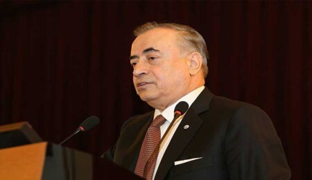 Galatasaray Başkanı Cengiz: Transferde hile yaptılar demiyorum ama...