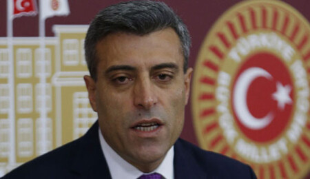 CHP Öztürk Yılmaz'ı ihraç etti