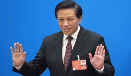 Çin'den Donald Trump'a 'ticaret savaşı' yanıtı: "Elimiz kolumuz bağlı oturmayız"