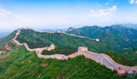 Çin Seddi'ne drone'la paket yemek servisi