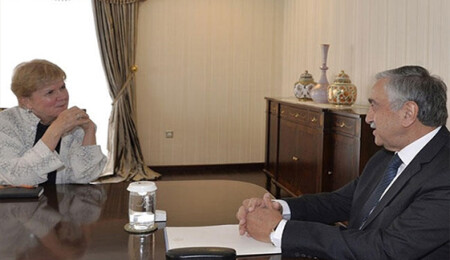 Cumhurbaşkanı Akıncı, Lute'la bir araya geldi