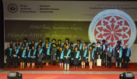 DAÜ Doktora ve Yüksek Lisans öğrencileri diplomalarını aldı