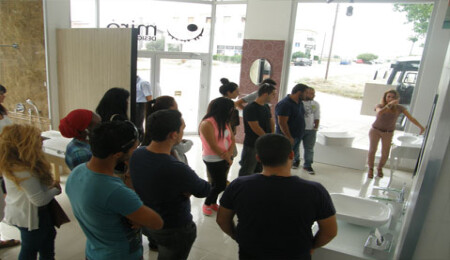 DAÜ İç Mimarlık Bölümü öğrencileri ıslak hacim tasarımıyla ilgili teknik inceleme gezisi yaptılar