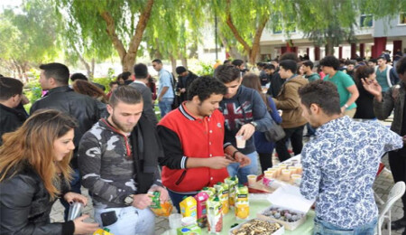 DAÜ İngilizce Hazırlık Okulundan kermes etkinliği
