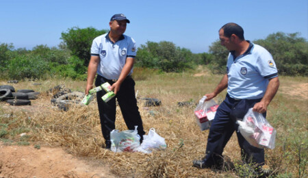 Yenierenköyde, domuz etli şeftali kebapları toplatıldı