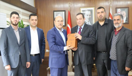 Denktaş, TC Memur-Sen Konfederasyonu Yerel Yönetimlerden Sorumlu Genel Başkanı Turbay'ı kabul etti