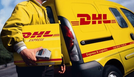 DHL Şirketi'nin broşüründe KKTC bayrağının kullanılması Güney'de tepki topladı