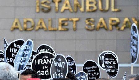 Dink cinayeti davasında 34 sanığın yargılanmasına başlandı