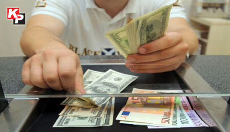 Döviz, bayram dinlemedi