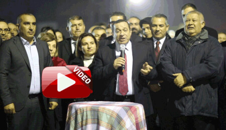 Demokrat Parti Genel Başkanı Serdar Denktaş dün açıklanan Gezici Anketiyle ilgili açıklama yaptı