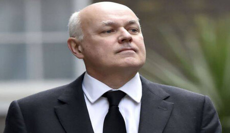 Iain Duncan Smith Reiterates Call for Direct Flights to TRNC