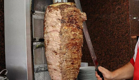 Germany Reacts to Turkey’s Döner Kebab Application to EU