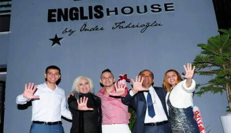 Englishouse'da gururlandıran başarı